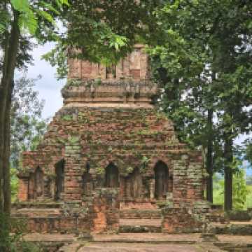 วัดป่าสัก โบราณสถานวัดร้างเชียงแสน