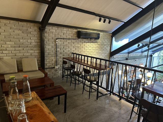 다낭 핑크성당 근처 조용한 감성 카페☕️
