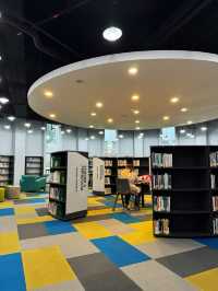 📚 Into the Realm of Books
