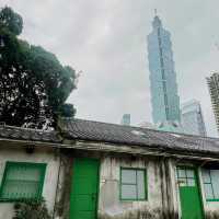 เดินเล่น ถ่ายรูป ชิวๆที่ 44 South Military Village