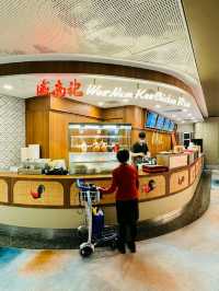 Medly dining at Changi Airport