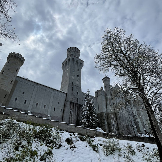 再次驚豔於雪花紛飛中的德國新天鵝堡