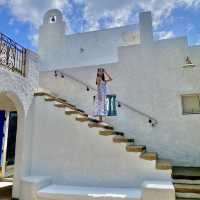 Serene Journey Through Pinto Art Museum
