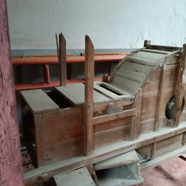拥有百年历史的圍村建築物 拥有百年历史的圍村建築物