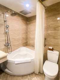  ที่พักติดทะเล Diamond Sea Hotel ดานัง