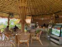 ชิดลม - ชมฝาย คาเฟ่บรรยากาศดีริมทาง