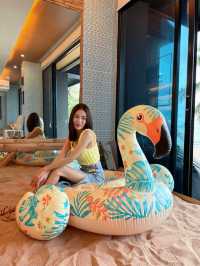 Golden Dragon Beach🏨🏖️