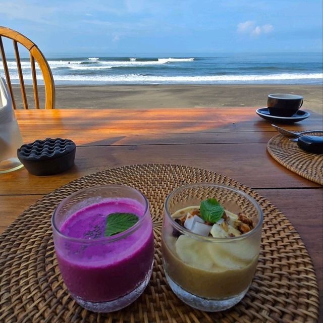 Best Glamping Park bybthe beach With the Beach front View and Padi Field surounding by trees