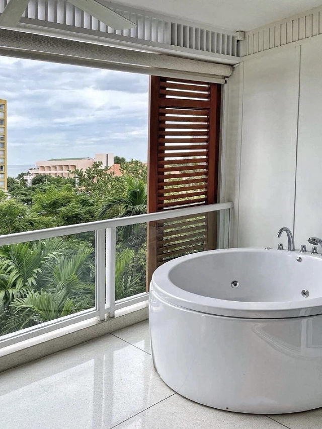 A Seaside Sanctuary: Discover InterContinental Hua Hin Resort