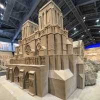 The Sand Museum (砂の美術館)