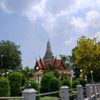 พามาสักการะ ปูชนียสถานสำคัญของจังหวัดปราจีนบุรี