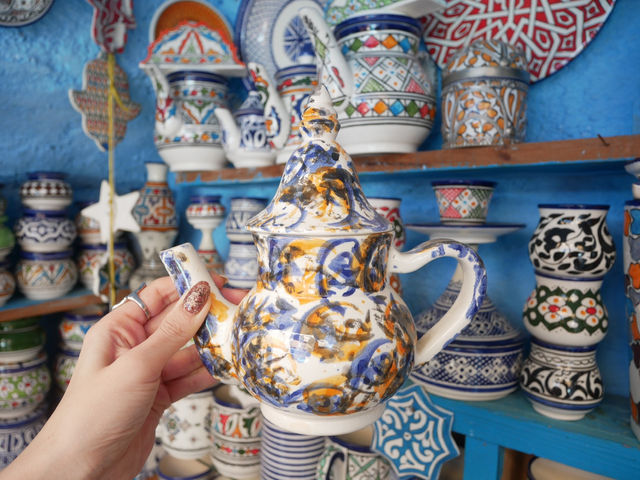 青の街🇲🇦の世界遺産シャウエンでお買い物