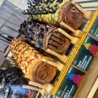 Chill, Work, and Dine at Seven Oaks