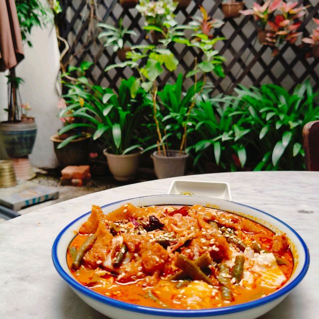 Discover Amazing Garden View in one Kopitiam IPOH 