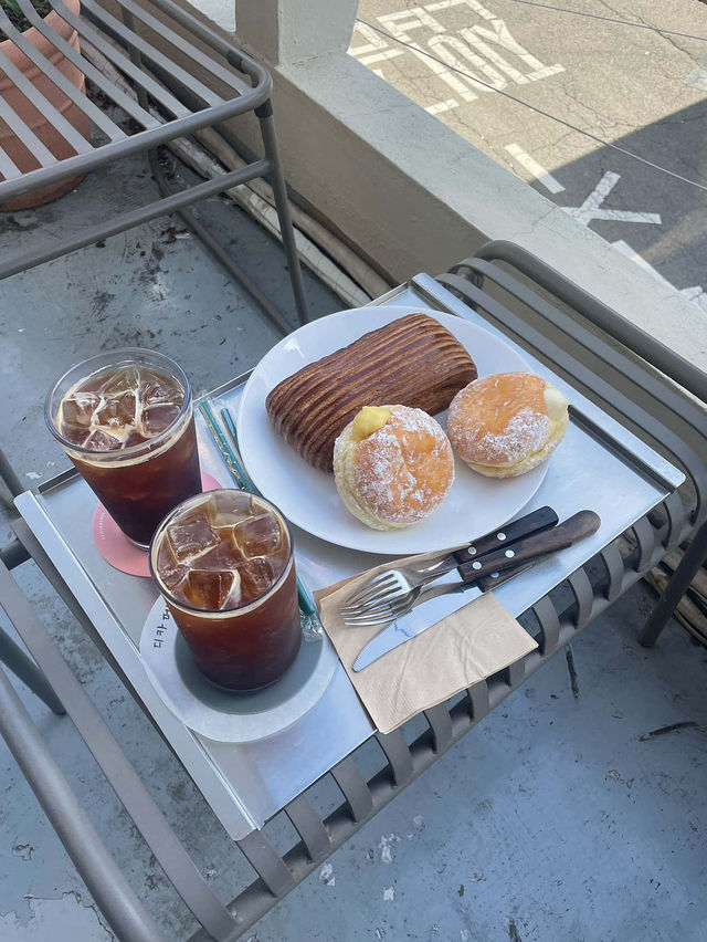 🧸성북동 베이커리 디저트 카페 [달콤한위로]