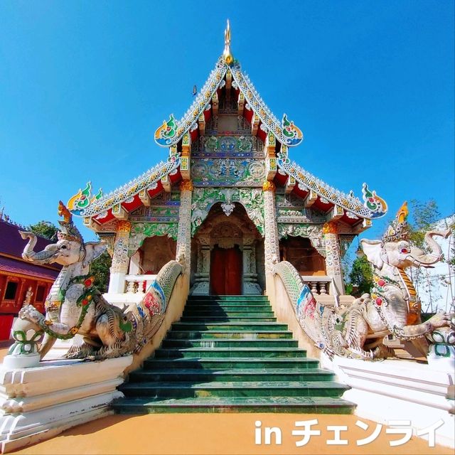 【チェンライ】奇跡のお寺 Wat Mung Muang