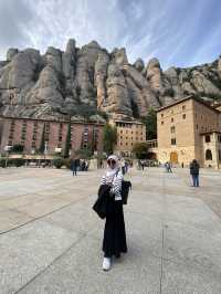 A must visit spot just an hour away from Barcelona! 
