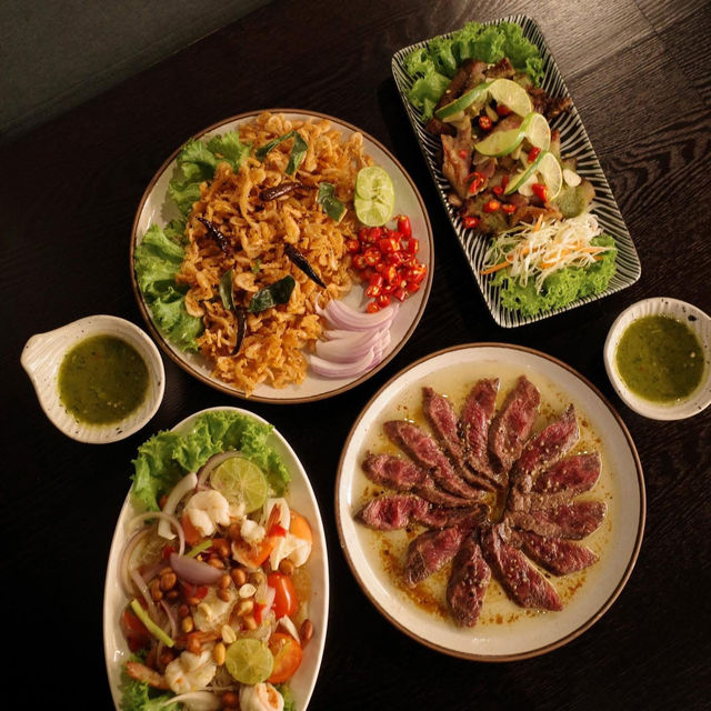 Iykyk_bkk, cafe & bar bangkok 