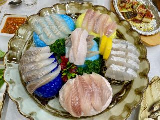 Enjoy a Table Full of Sashimi at Migado Sashimi Restaurant in Dangjin, South Korea