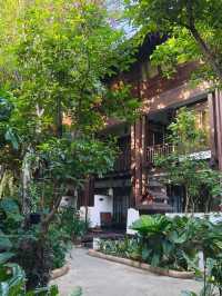 鬧中取靜的清邁四星度假酒店：Yantarasri Resort
