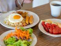 Tinidee Golf Resort Phuket ที่พักวิวสนามกอล์ฟ