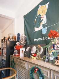 ไปเดทกัน แบบสายเติมแมวกันที่ Moon.S Cafe