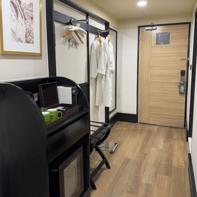โรงแรมบางรัก  พักผ่อน Staycation  