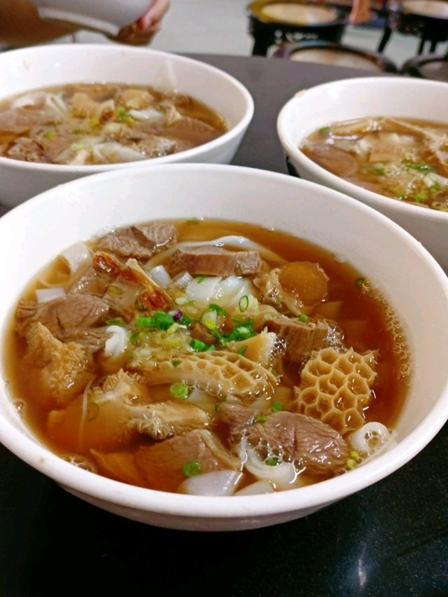 Deliciously Tender: Savor the Legendary Tangkak Beef Noodle Experience