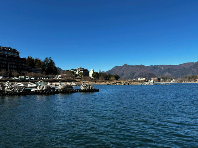 Sailing Serenity: A Ride on the Excursion Ship at Kawaguchiko 