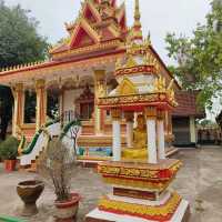Awe-Inspiring Discoveries: Hidden Gems of Thatluang Park