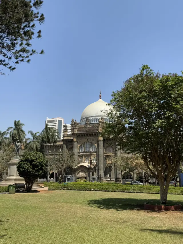 Colorful Mumbai