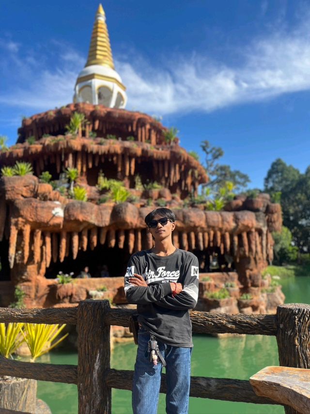 วัดภูทอก