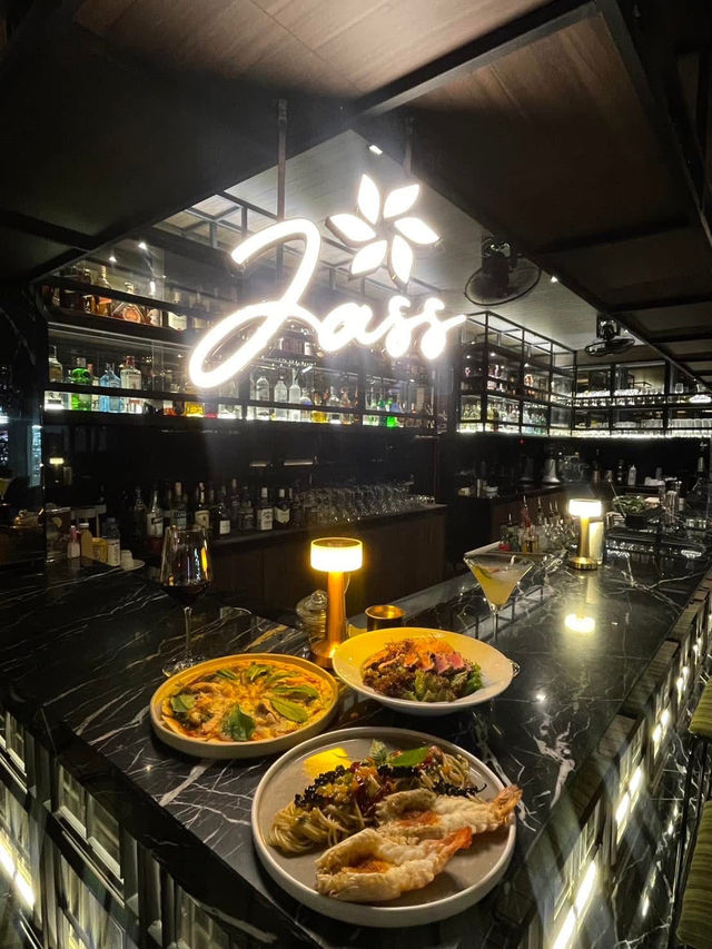 Bar โรงแรมจัสมินติด BTS พระโขนง 