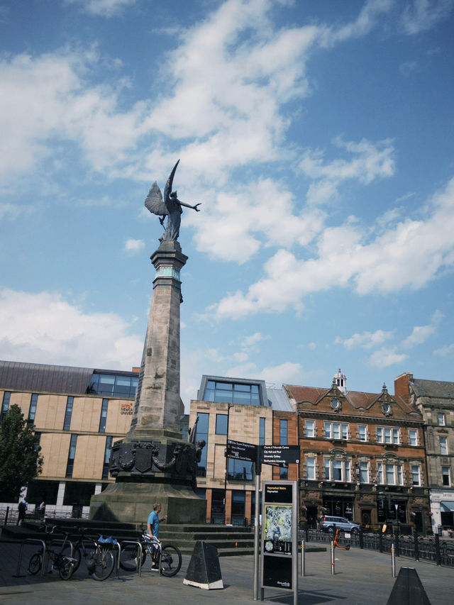 Tranquil Walk Through St. Thomas’ Church and Civic Centre Gardens, Newcastle