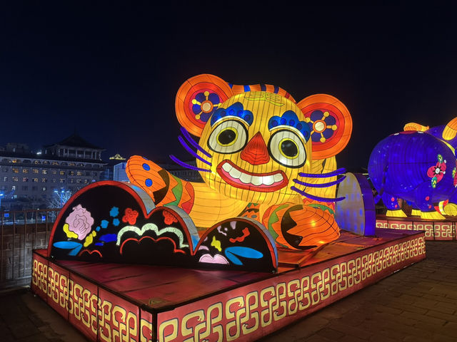 Xi’an City Wall: A Stunning Nighttime Wonderland