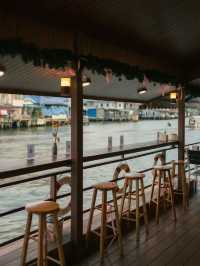 คาเฟ่ลับ ริมน้ำบรรยากาศดี  Hau yong seng cafe'