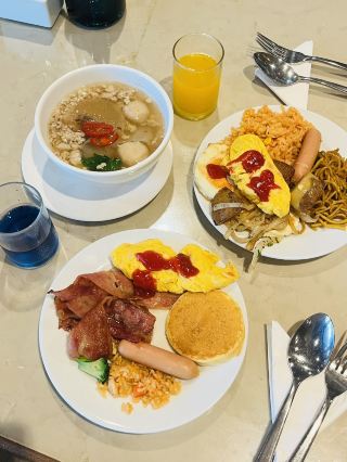 Resort with Breakfast Buffet