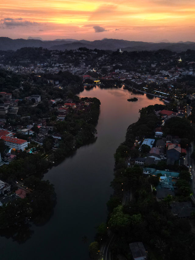 Kandy Chronicles: Temples, Tea, and Mountain Magic