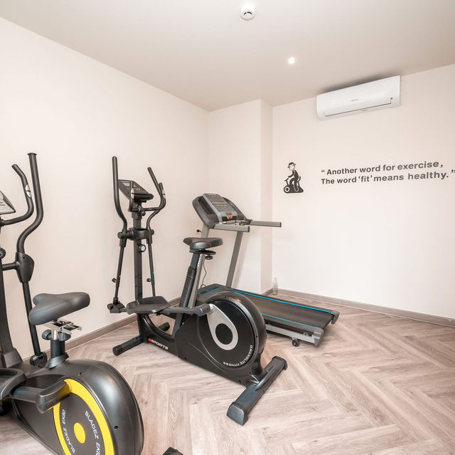 Blu Monkey Hub & Hotel Krabi Town กระบี่ 
