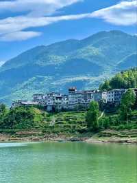 Wujiang Gallery: A Journey Through Nature’s Canvas