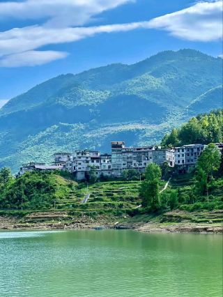 Wujiang Gallery: A Journey Through Nature’s Canvas