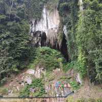 **🌍 Gua Tempurung: Adventure into Malaysia’s Largest Limestone Cave