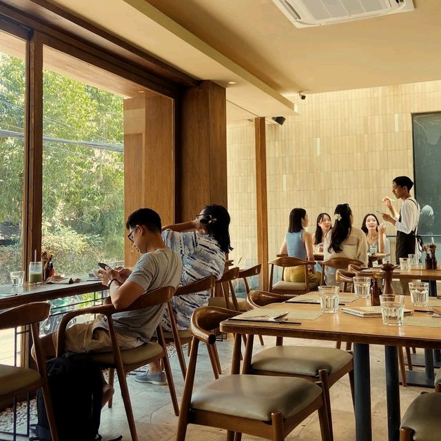an excellent dining experience. 