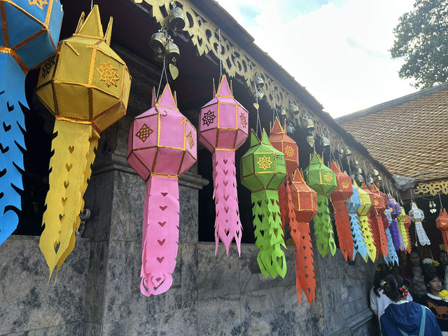 【チェンマイの定番】ドイステープ寺院で静かな時間を過ごす。