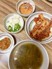 清潭 「チンソンカルグクス」 ポッサムも美味