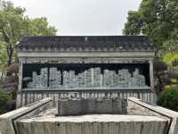 アジアの巨大スラムだった九龍城跡にある九龍塞城公園