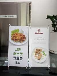 반곡지 뷰를 보며 즐기는 카페