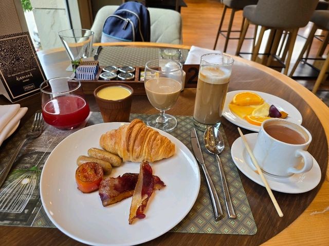 DOUBLETREE BY HILTON JAIPUR AMER 