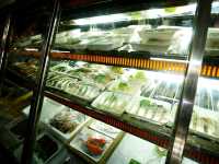 酒好きの憧れ“魚屋呑み”が現実に！　静岡市興津【呑める魚屋 魚徳】ではなきん🍶