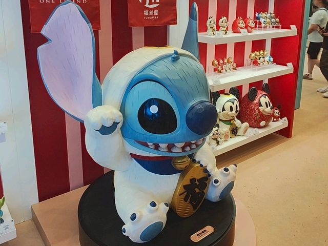 史迪仔亂入海港城